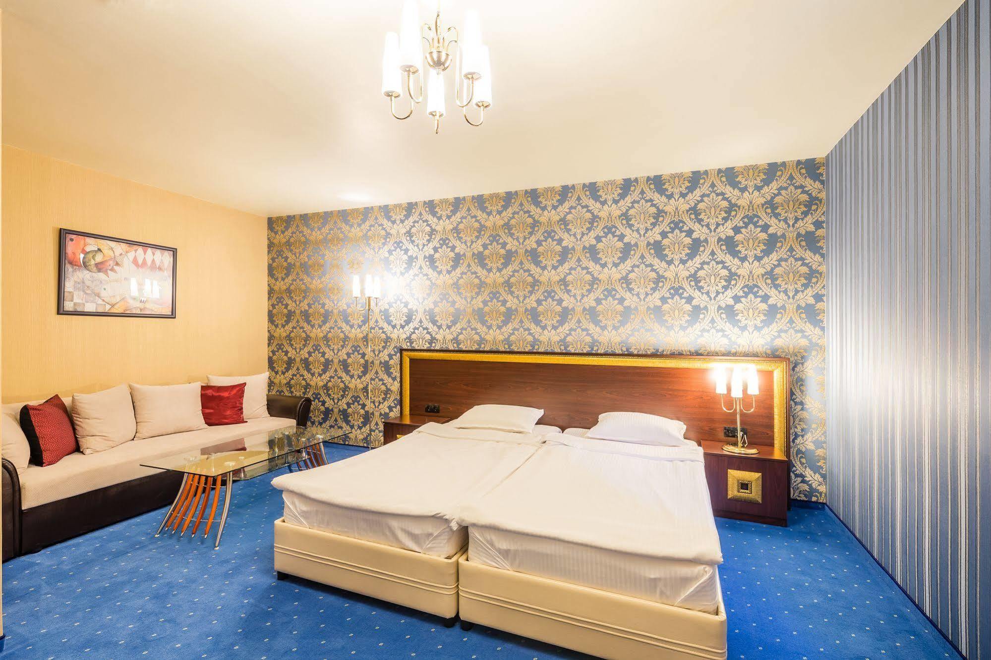 Hotel Elegance Stara Zagora Exterior photo