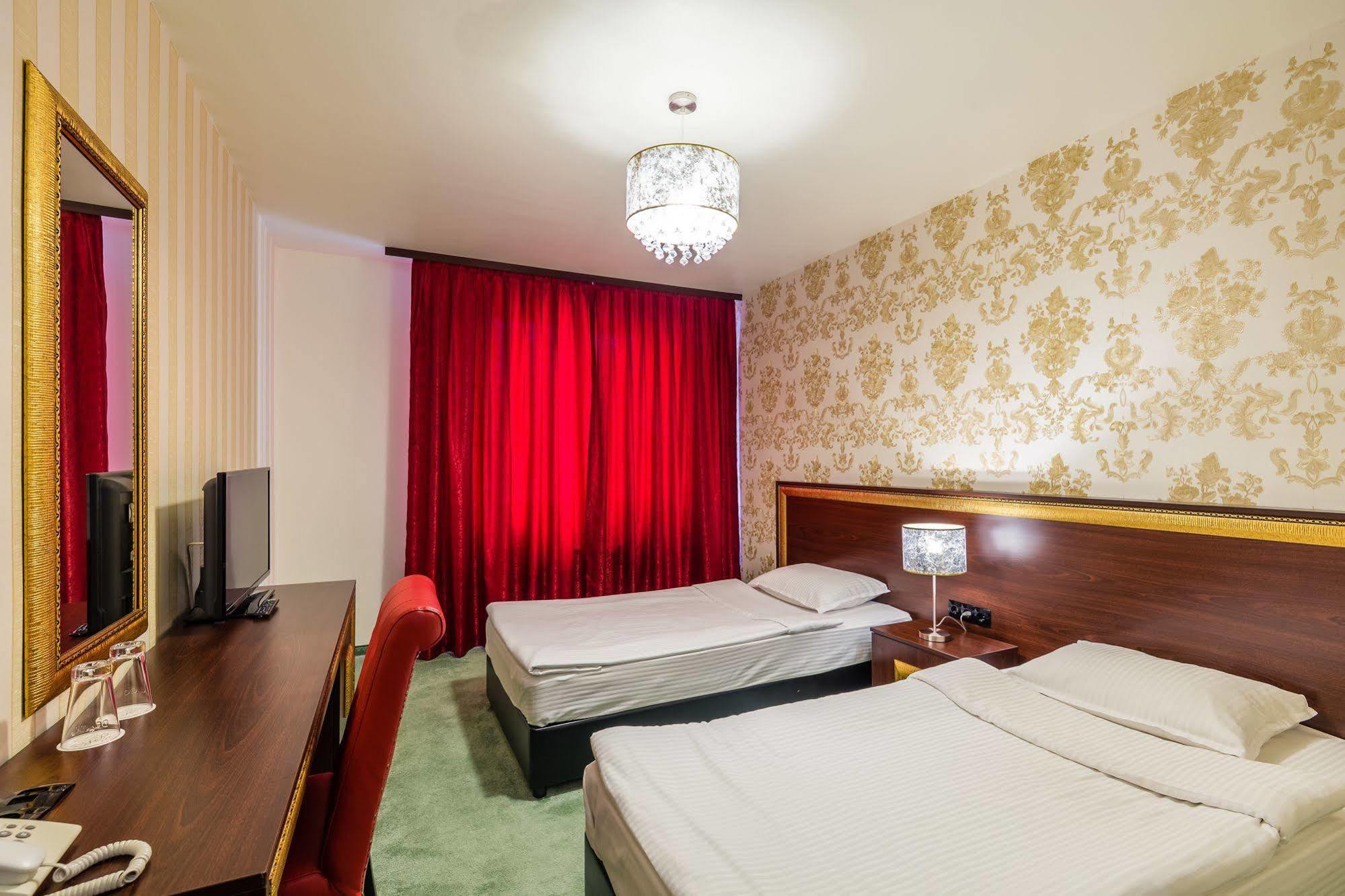 Hotel Elegance Stara Zagora Exterior photo